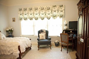Lillian Farms Bed & Breakfast