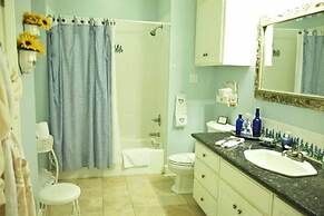 Lillian Farms Bed & Breakfast