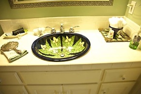 Lillian Farms Bed & Breakfast