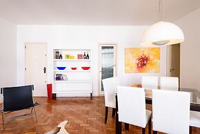 Omar do Rio - Apartamento BC33