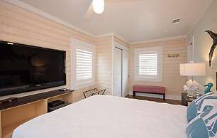 6West Beach Cottages