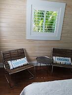 6West Beach Cottages