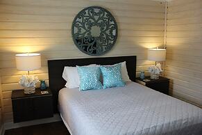 6West Beach Cottages