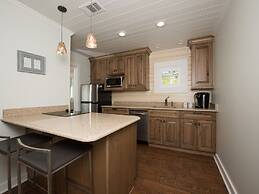 6West Beach Cottages