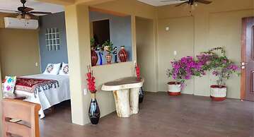 Casa Arcoiris Zihuatanejo