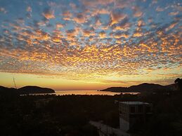 Casa Arcoiris Zihuatanejo
