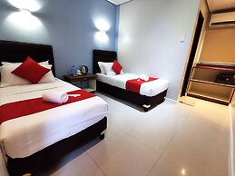 Charms Hotel