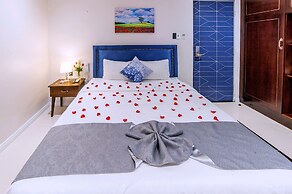 Thu Trang Beachfront Hotel