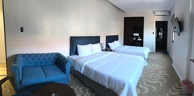 Thu Trang Beachfront Hotel