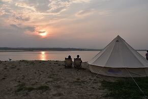 Living Irrawaddy Dolphin Project