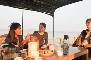 Living Irrawaddy Dolphin Project