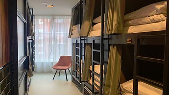 Durty Nelly's - Hostel