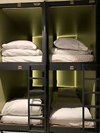 Durty Nelly's - Hostel