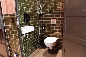 Durty Nelly's - Hostel