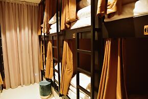 Durty Nelly's - Hostel