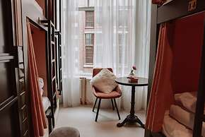 Durty Nelly's - Hostel