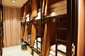Durty Nelly's - Hostel