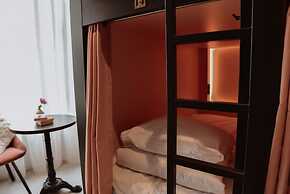 Durty Nelly's - Hostel