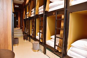 Durty Nelly's - Hostel