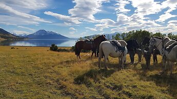 Estancia Bahía Esperanza