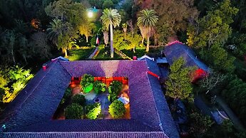 Casona Lo Aguirre Hotel y Convenciones