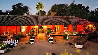 Casona Lo Aguirre Hotel y Convenciones