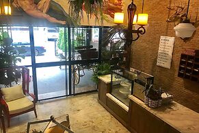 Bangkok Voyage Boutique