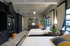 Bangkok Voyage Boutique