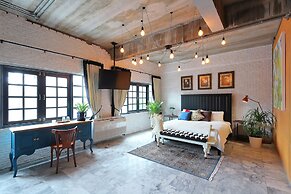 Bangkok Voyage Boutique