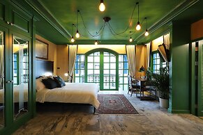 Bangkok Voyage Boutique