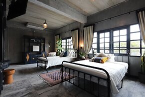 Bangkok Voyage Boutique