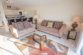 Ip60224 - Rolling Hills Estates - 4 Bed 3 Baths Villa