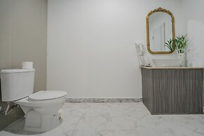 Golden Manora Hotel Bangtao Beach