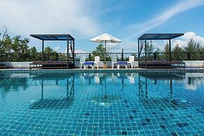 Golden Manora Hotel Bangtao Beach