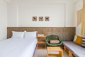 Cozy Green Guest House