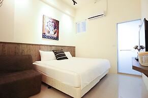 Cozy Green Guest House