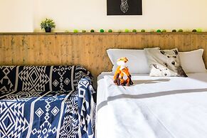 Cozy Green Guest House