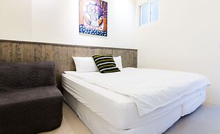 Cozy Green Guest House