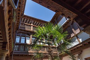 La casa de los Infantes by Toledo AP