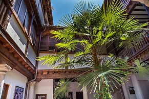 La casa de los Infantes by Toledo AP