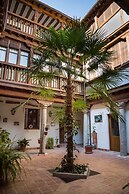 La casa de los Infantes by Toledo AP