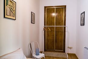 La casa de los Infantes by Toledo AP