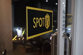 Front One Inn Kediri