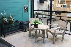 Enjoy House - Hostel