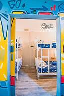 Enjoy House - Hostel