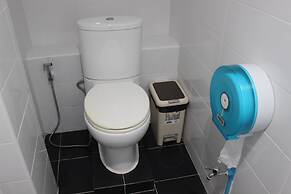 Enjoy House - Hostel