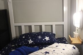 Enjoy House - Hostel