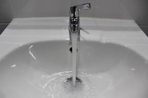 Enjoy House - Hostel