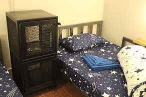 Enjoy House - Hostel