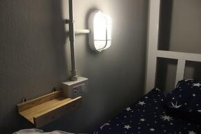 Enjoy House - Hostel